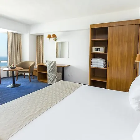 Hotel Savoy