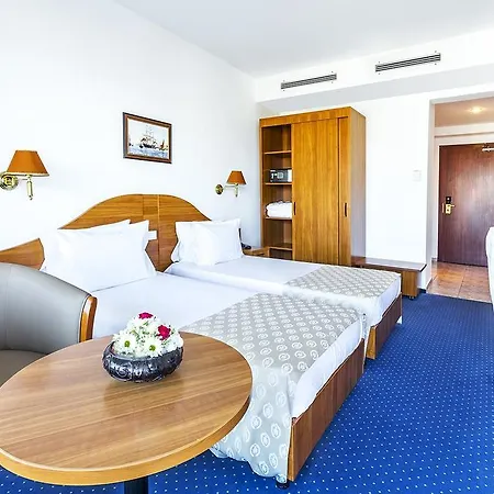 Hotel Savoy 4*